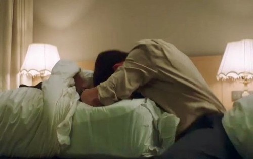 Người tim yếu, tim bị bệnh ban đêm đi ngủ thường khó tránh 5 cảm giác "kỳ lạ" này!