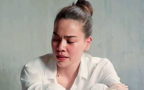 Hồ Ngọc Hà kêu cứu