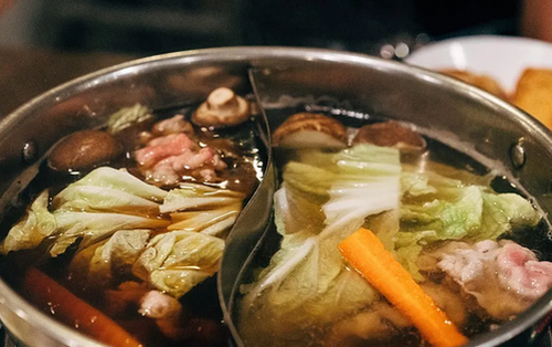 Ăn lẩu nên cho rau trước hay thịt trước?