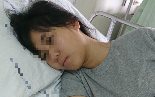 Ung thư đại trực tràng ngày càng thích "tấn công" người trẻ, bác sĩ nhắc: Thấy 4 thứ này khi đại tiện phải tự cứu mình ngay!