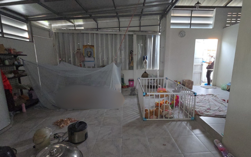 Hàng xóm ngửi thấy mùi lạ liền báo cảnh sát rồi bàng hoàng phát hiện 5 thi thể trong căn nhà