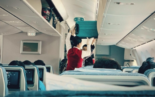 Nam tiếp viên hàng không 25 tuổi tử vong vì HIV, bác sĩ chỉ ra 3 nguyên nhân lạnh người