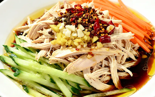 Người đàn ông suy thận vì ăn thịt gà theo cách này