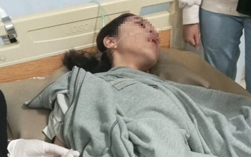 Người phụ nữ qua đời vì ung thư dạ dày, bác sĩ điều trị than thở: 3 thói xấu trước khi ngủ đã hại bà, nhắc không chịu bỏ!