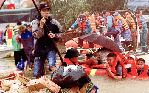 Không ai có nhiệm vụ phải trình diễn sự thương cảm của mình cho người khác