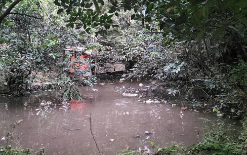 Thương tâm bé trai 5 tuổi ở TPHCM tử vong vì ao nước phía sau nhà trọ