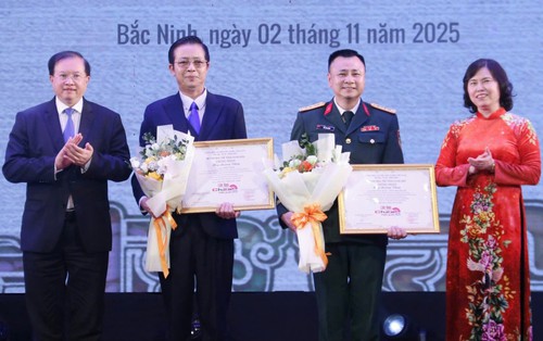 NSND Tự Long giành huy chương Vàng