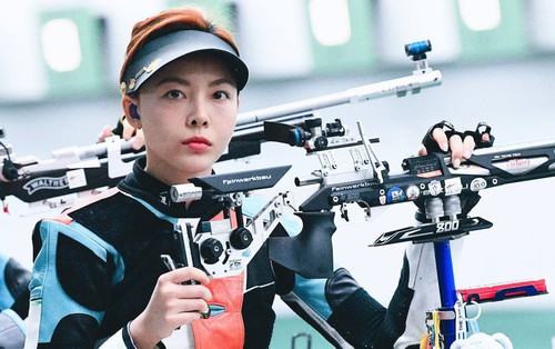 Ngẩn ngơ visual nữ xạ thủ Phí Thanh Thảo, xinh không góc chết, ngầu đét phá kỷ lục SEA Games