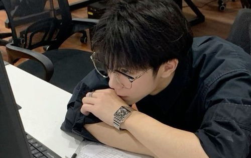 Trong tiếng Việt, có 1 từ càng nói nhiều càng thể hiện sự kém khôn ngoan