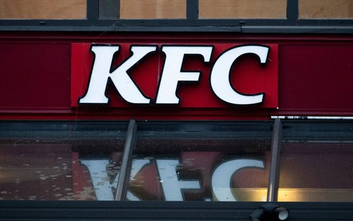 Bé gái 13 tuổi nghi bị hiếp dâm tập thể trong nhà vệ sinh của KFC, 4 kẻ bị bắt giữ