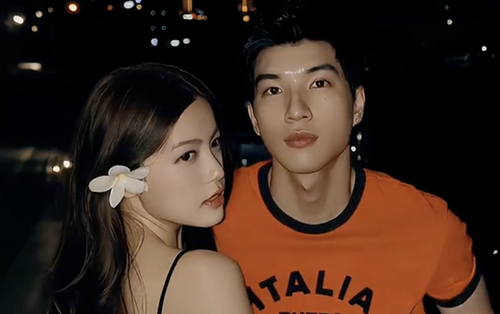 Cuối cùng HIEUTHUHAI và bạn gái hot girl đã chịu công khai hẹn hò?