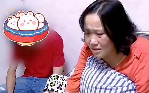 Con trai 14 tuổi vẫn đòi ngủ cùng mẹ, gia đình rạn nứt: "Con lớn không tránh mẹ" nguy hiểm đến thế nào?