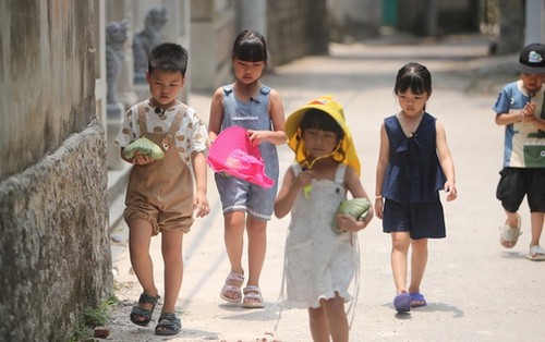 "Bố ơi mình đi đâu thế? 2025" - Tập 7: Khi chiếc điều hòa trở thành bài học đầu đời về lòng biết ơn