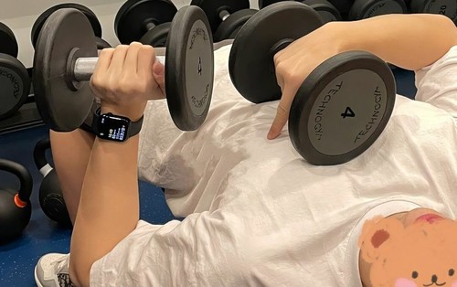 Chàng trai 26 tuổi còn độc thân bị sùi mào gà sau một buổi… tập gym