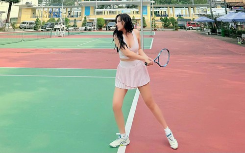 Mai Phương Thuý kể chuyện dở khóc dở cười khi chơi tennis