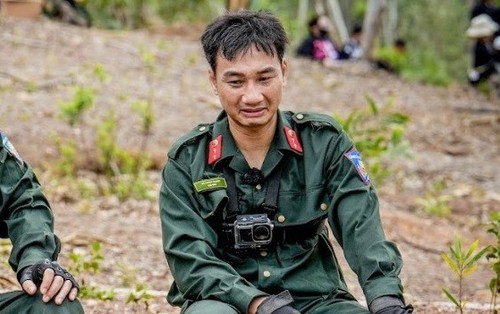 Ngô Kiến Huy, Thành Trung rời show Chiến sĩ quả cảm