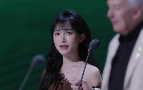 Ai cấm Lý Tử Thất đăng video?