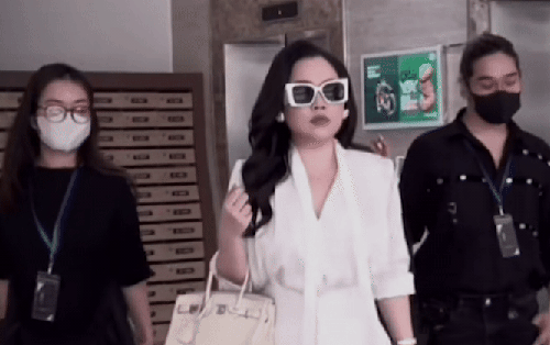"Diễn viên lùn nhất Việt Nam" bị đá xéo vì chăm chăm khoe của: "Có tuổi rồi nên tôi ít phông bạt lại!"