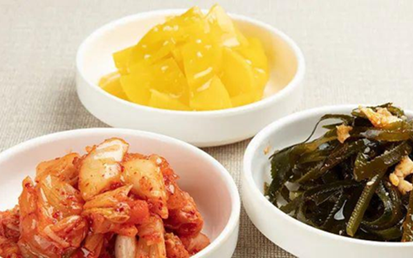 2 vợ chồng cùng lúc phát hiện ung thư gan, bác sĩ lắc đầu: 4 thực phẩm để lâu trong tủ lạnh sẽ "nuôi tế bào ung thư"