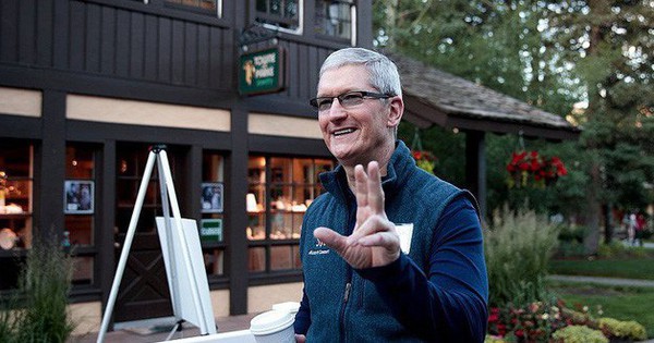 Nắm giữ công ty trị giá hơn 1.000 tỷ USD, CEO Tim Cook dậy rất sớm để xử lý 700 email mỗi ngày