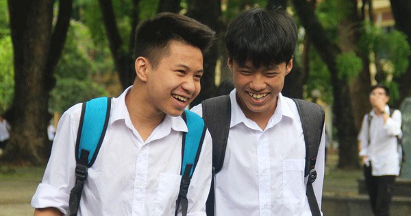 Top 15 thí sinh điểm thi tuyển sinh lớp 10 cao nhất Hà Nội 2019