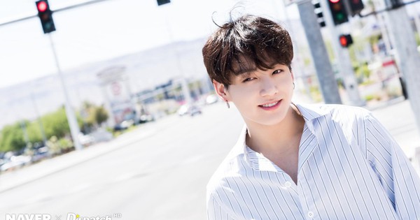 Trổ tài rap chất chơi và điệu nghệ trong Fan Meeting, Jungkook (BTS) khiến fan nức mũi tự hào vì tài lẻ hiếm khi thể hiện