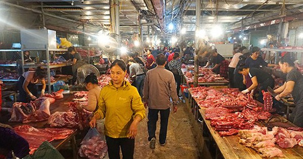 Giá thịt lợn tăng ''sốc'', dân buôn kêu ế thảm