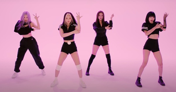 BLACKPINK có video tập nhảy siêu ''ngang ngược'': View 24 giờ cao hơn MV mới của TWICE, lượt xem hàng ngày cho Ice Cream ''ngửi khói''