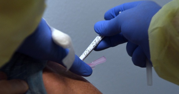 Công bố giá bán vaccine covid-19 triển vọng nhất nước mỹ