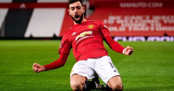 Bruno sút phạt đẳng cấp, Man Utd ngược dòng loại Liverpool khỏi cúp FA