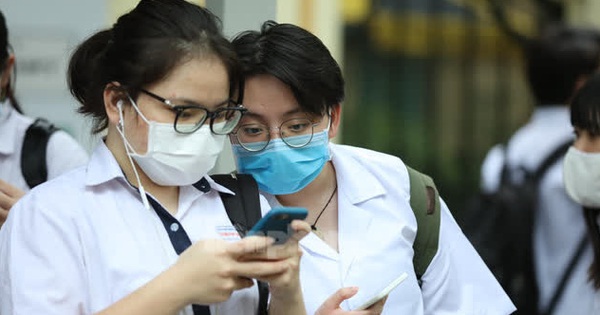 Nghi vấn đề thi THPT bất thường: Lộ, lọt, hay lỗ hổng từ quy trình ra đề?