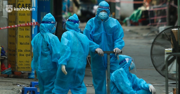 
                                    Bộ Y tế cảnh báo nguy cơ biến chủng Omicron xâm nhập và lây lan vào Việt Nam rất lớn