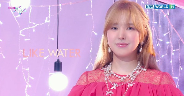 Wendy (Red Velvet) có sân khấu debut sau 7 năm: Vocal "nuốt đĩa" nhưng