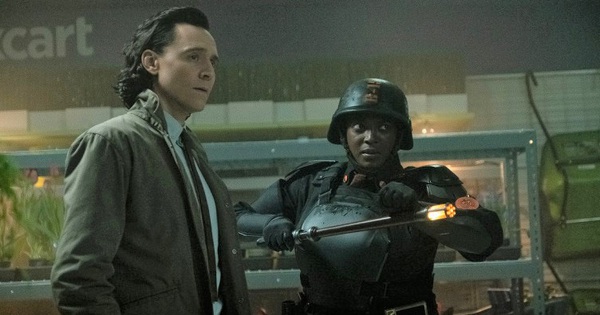 Netizen ''rớt não'' vì bom tấn Loki tập 2: Marvel đánh kèo ''siêu lú'', Việt Nam cũng xuất hiện gây bất ngờ tột độ!