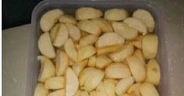 Mẹ phát hiện điều lạ thường trong bức ảnh ăn trưa của con, sau khi chất vấn cô giáo vội yêu cầu chuyển trường - Vimarsana News
