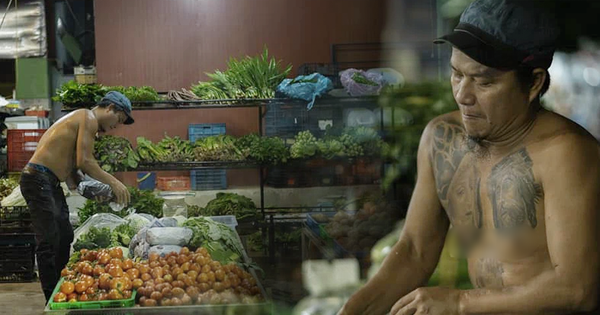 "Anh xăm trổ" bán rau bị mắng vì không đầu cơ tăng giá mùa dịch: "Kiếm tiền cả đời chứ đâu phải chỉ mùa dịch này đâu, bán đắt tội những người nghèo lắm" - Vimarsana News