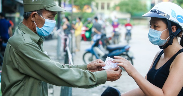 Hà Nội: Phường đầu tiên phát "thẻ đi chợ" vào ngày chẵn, lẻ - Vimarsana News