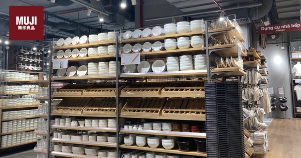 Shopping nhanh tại MUJI Hà Nội: Cực nhiều đồ hay ho giá vài chục nghìn, đồ "đắt xắt ra miếng" cũng không thiếu - Vimarsana News