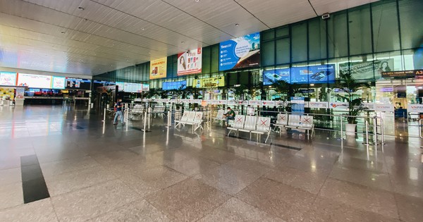 Cận cảnh sân bay Tân Sơn Nhân đìu hiu, vắng lặng chưa có khi dịch Covid-19 bùng phát lần thứ 4 - Vimarsana News