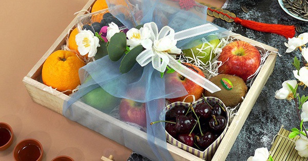 Có nên chọn giỏ trái cây làm quà Tết hay không?