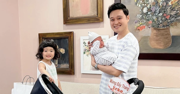 
                                    Quang Vinh tậu 'siêu xe' mừng sinh nhật con trai cưng, lộ luôn danh tính của nhóc tỳ vừa chào đời