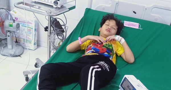 
                                    Hà Tĩnh: Bé trai 10 tuổi hậu Covid-19 bị viêm đa hệ thống dẫn đến nguy kịch