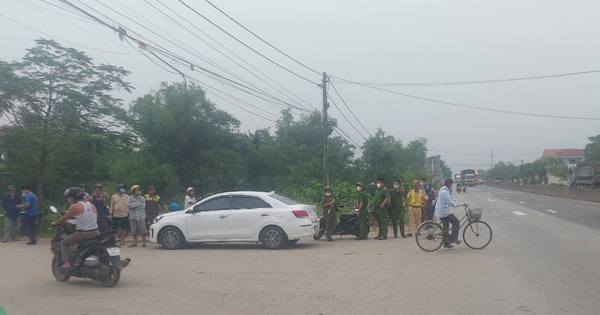From Da Nang to Hue, father and son were hit by a truck and died tragically