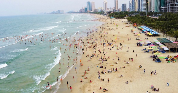 Da Nang launched a series of events and programs to attract tourists on the occasion of April 30