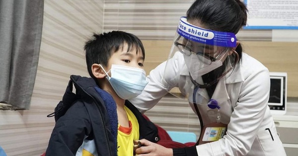 Nearly 6,000 new COVID-19 cases, Hanoi surpassed 1.5 million infected people