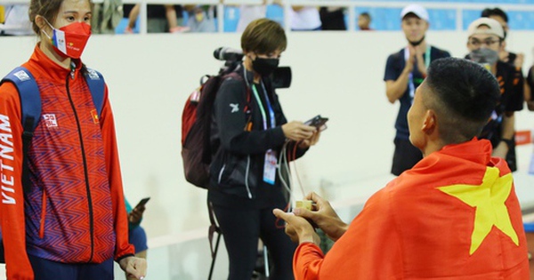 Just won the gold, the athlete proposed to the girlfriend of the rattan player