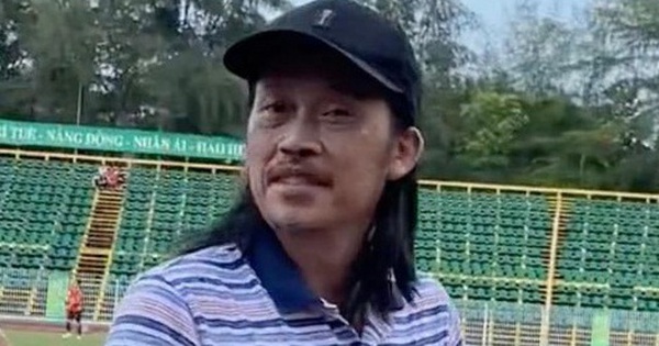 Hoai Linh appeared with an emaciated, old face