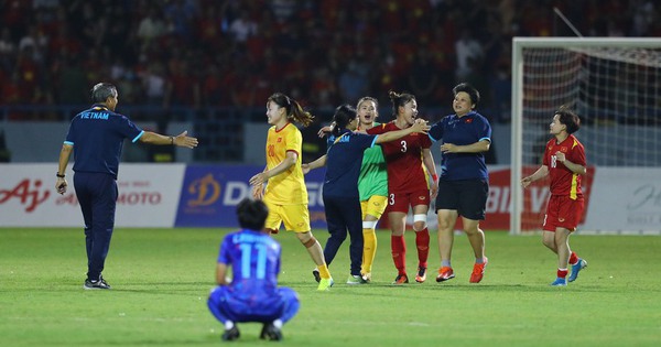 “Competing with Vietnam Tel, our players seem like they don’t know how to play football”