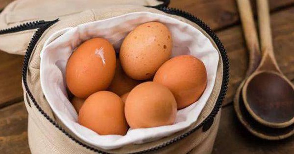 2 mistakes when boiling chicken eggs can cause poisoning, many Vietnamese families also make them