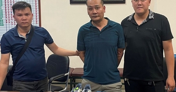 Prosecution of the man who used a gun to rob a bank in Hai Phong